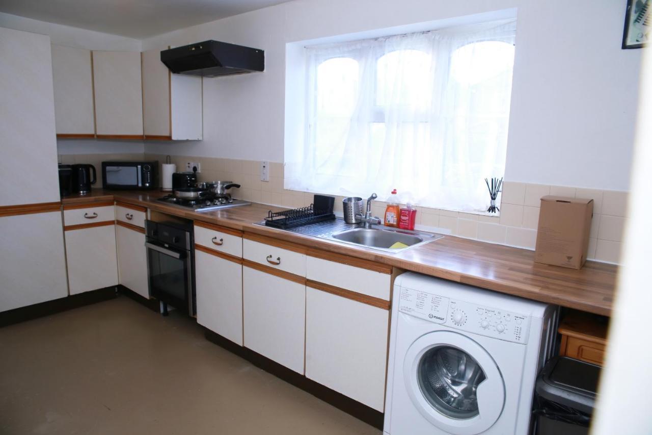 Kenton Cozy Apartment Harrow Eksteriør bilde
