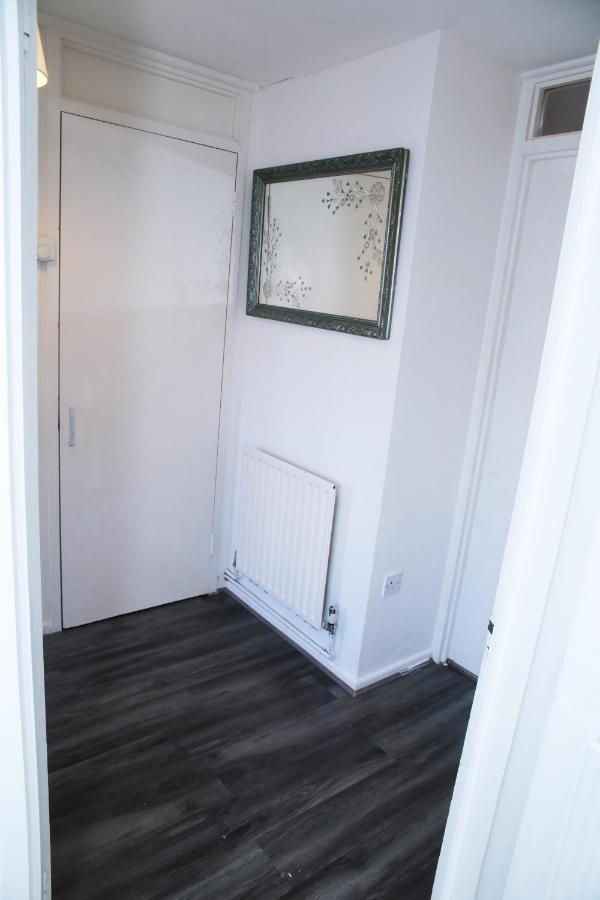 Kenton Cozy Apartment Harrow Eksteriør bilde
