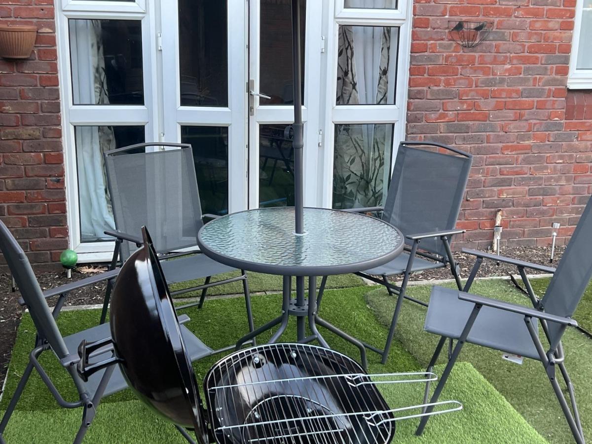 Kenton Cozy Apartment Harrow Eksteriør bilde